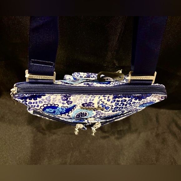 Paisley Horizon Crossbody Baggallini Blue Purple - Picture 4 of 15